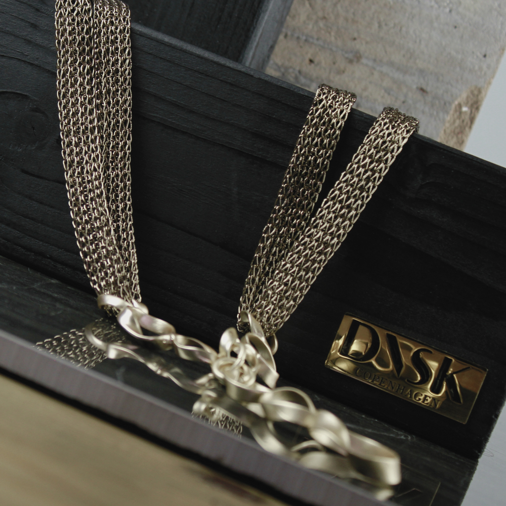 Anastazia IN:STORE Long Knittet Fluid Necklace Gold Plating