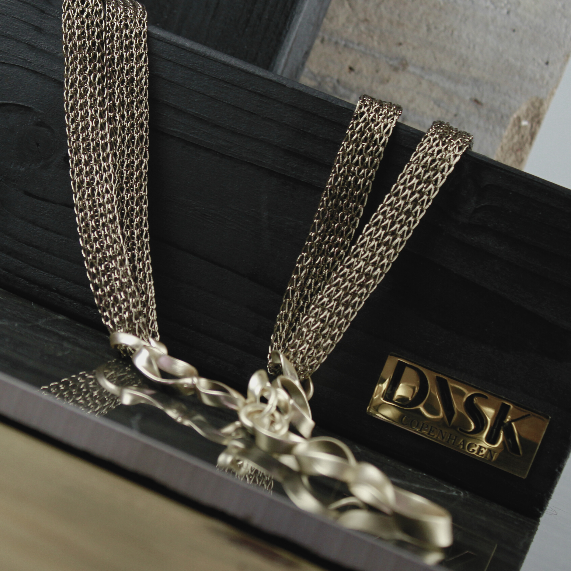 Anastazia IN:STORE Long Knittet Fluid Necklace Gold Plating